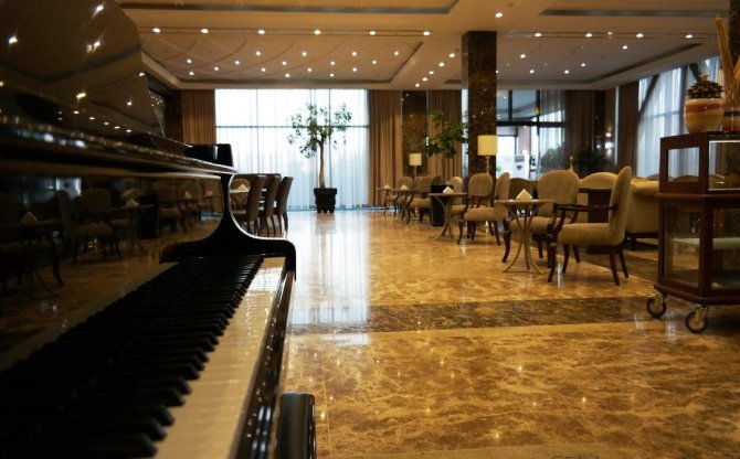 Aana Hotel Orumieh photo 4