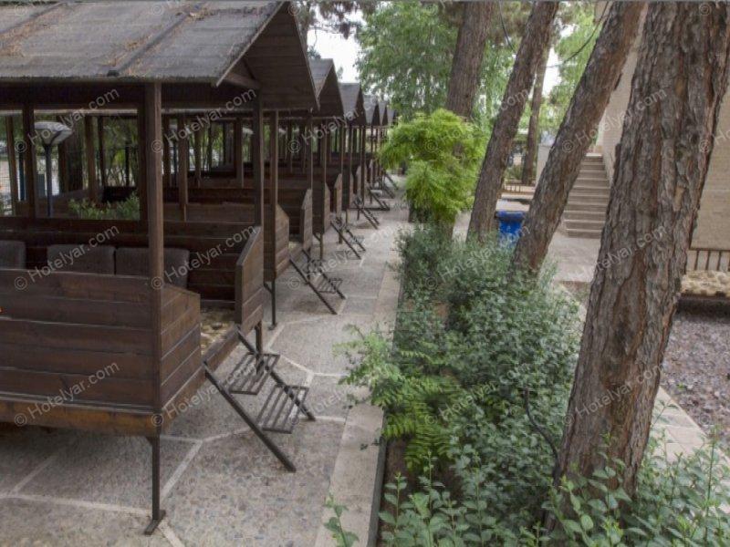عکس هتل باغ سرا اردکان