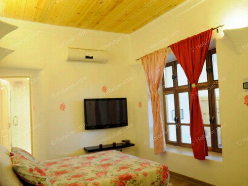 عکس اقامتگاه گل شهمیرزاد سمنان