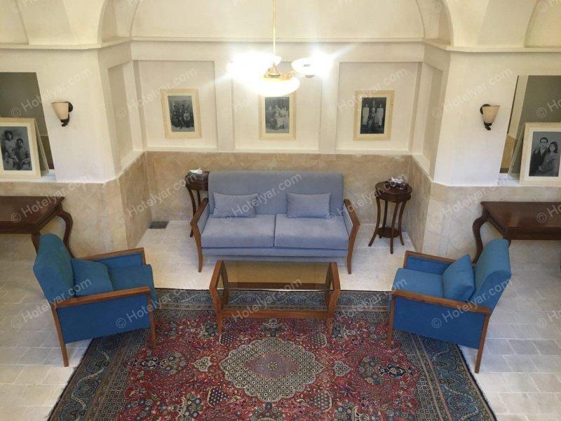 اقامتگاه سرای درب باغ کاشان