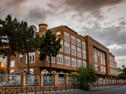 عکس هتل صفائیه یزد