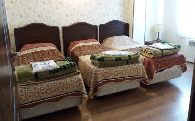 گل نشان 2خواب 6 نفره بازسازی شده