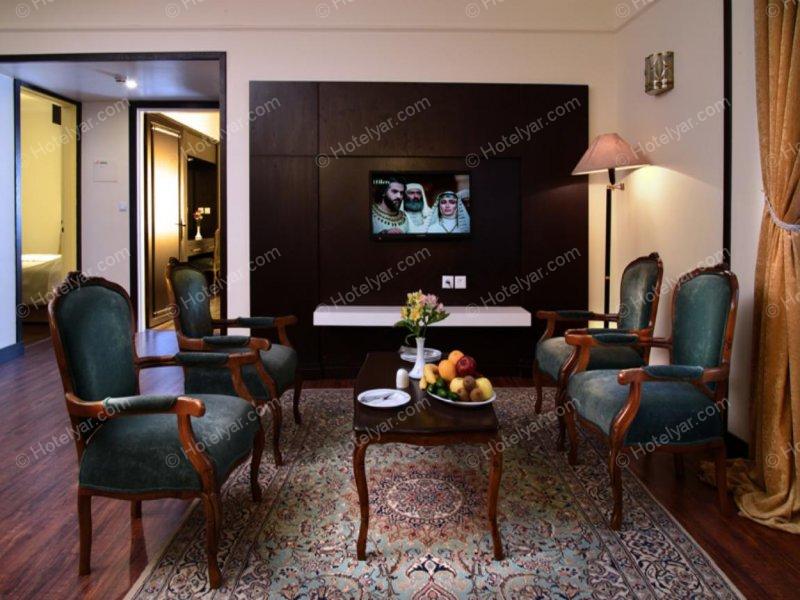 آپارتمان دو خوابه