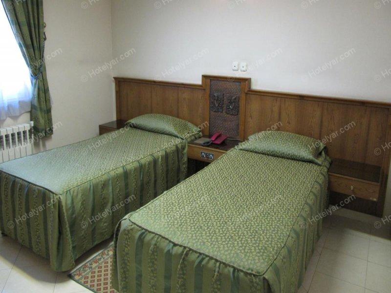 عکس هتل جهانگردی تخت جمشید مرودشت شماره 2