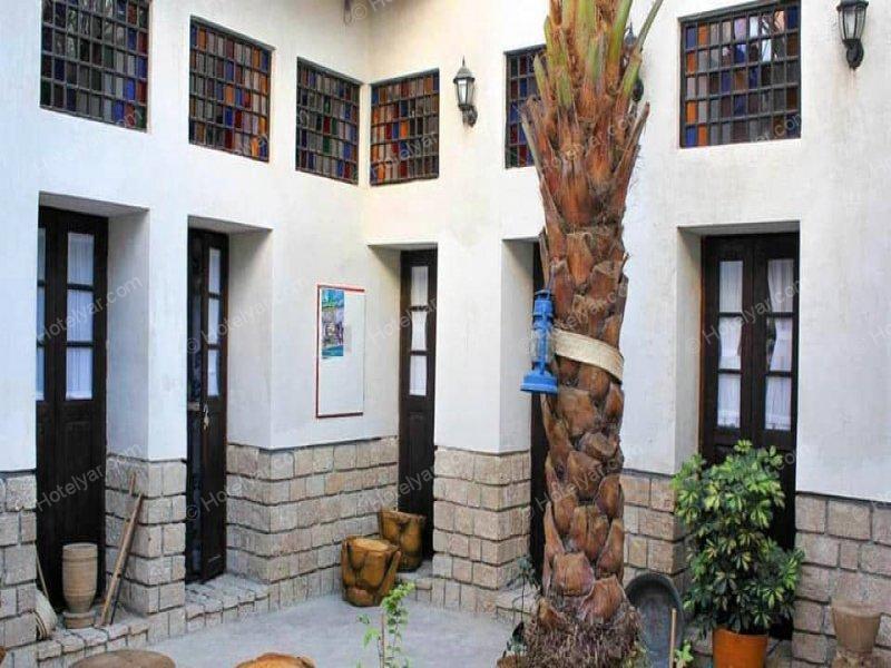 عکس اقامتگاه مان همیشه سبز بوشهر