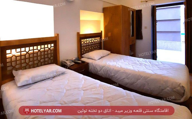 عکس اقامتگاه سنتی قلعه وزیر میبد شماره 2