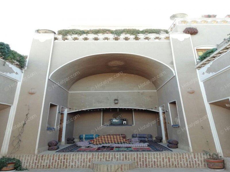 عکس اقامتگاه بومگردی انار اردکان شماره 17