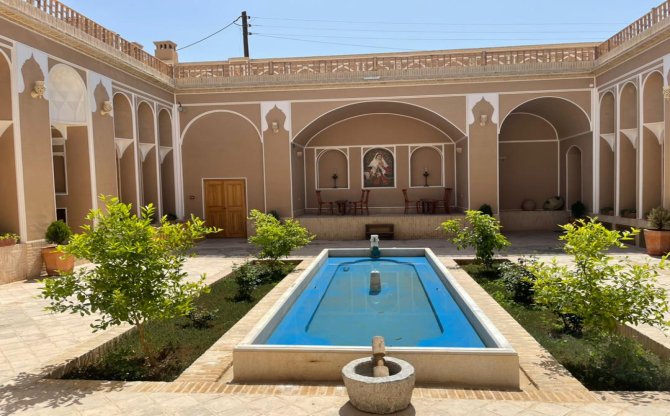 عکس اقامتگاه دالان یزد