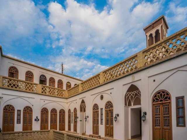 عکس اقامتگاه سرای سهراب کاشان