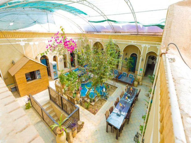عکس هتل بومگردی دوستانه یزد