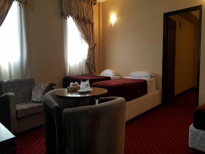 Parsia Hotel Qom photo 20