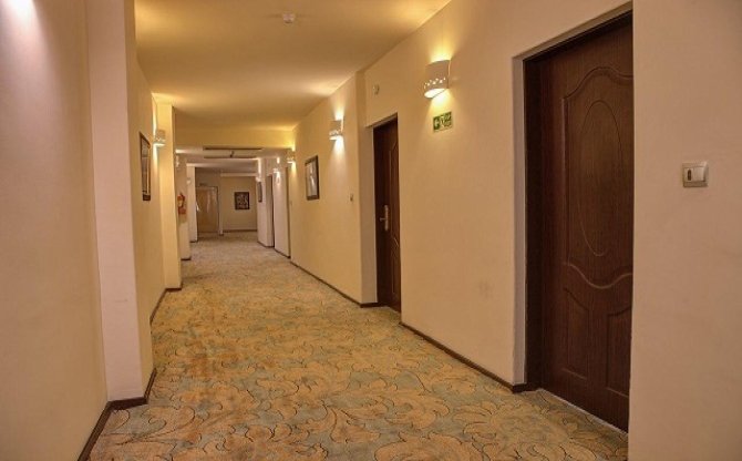 هتل نگارستان کاشان - راهرو