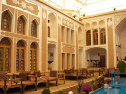 عکس هتل سنتی والی یزد