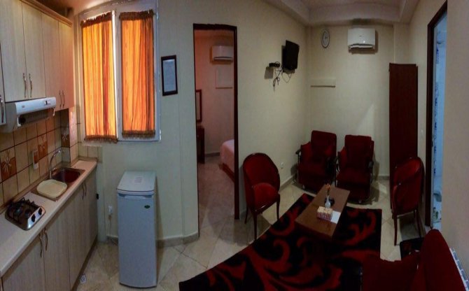 یکخوابه 5 نفره با 3 کاناپ تخت شو افرا مشهد
